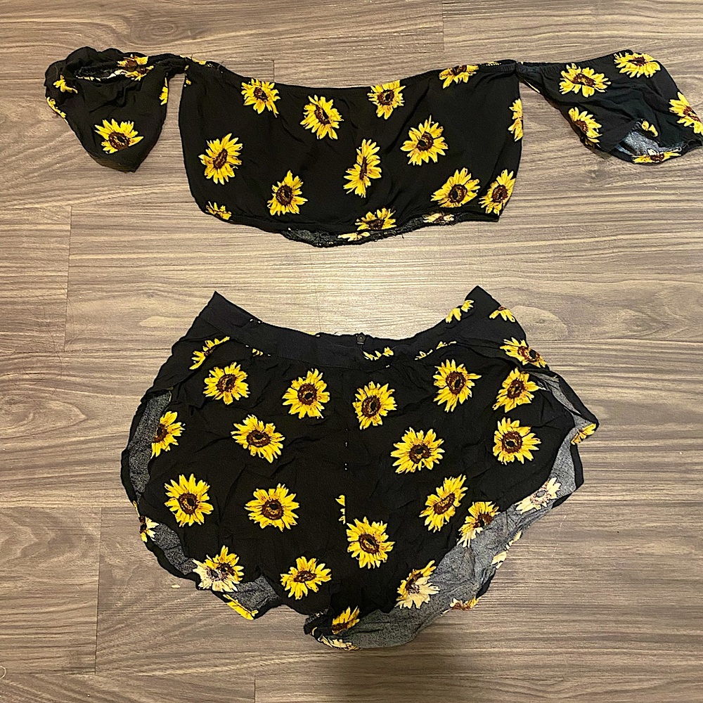 Two piece sunflower outfit!